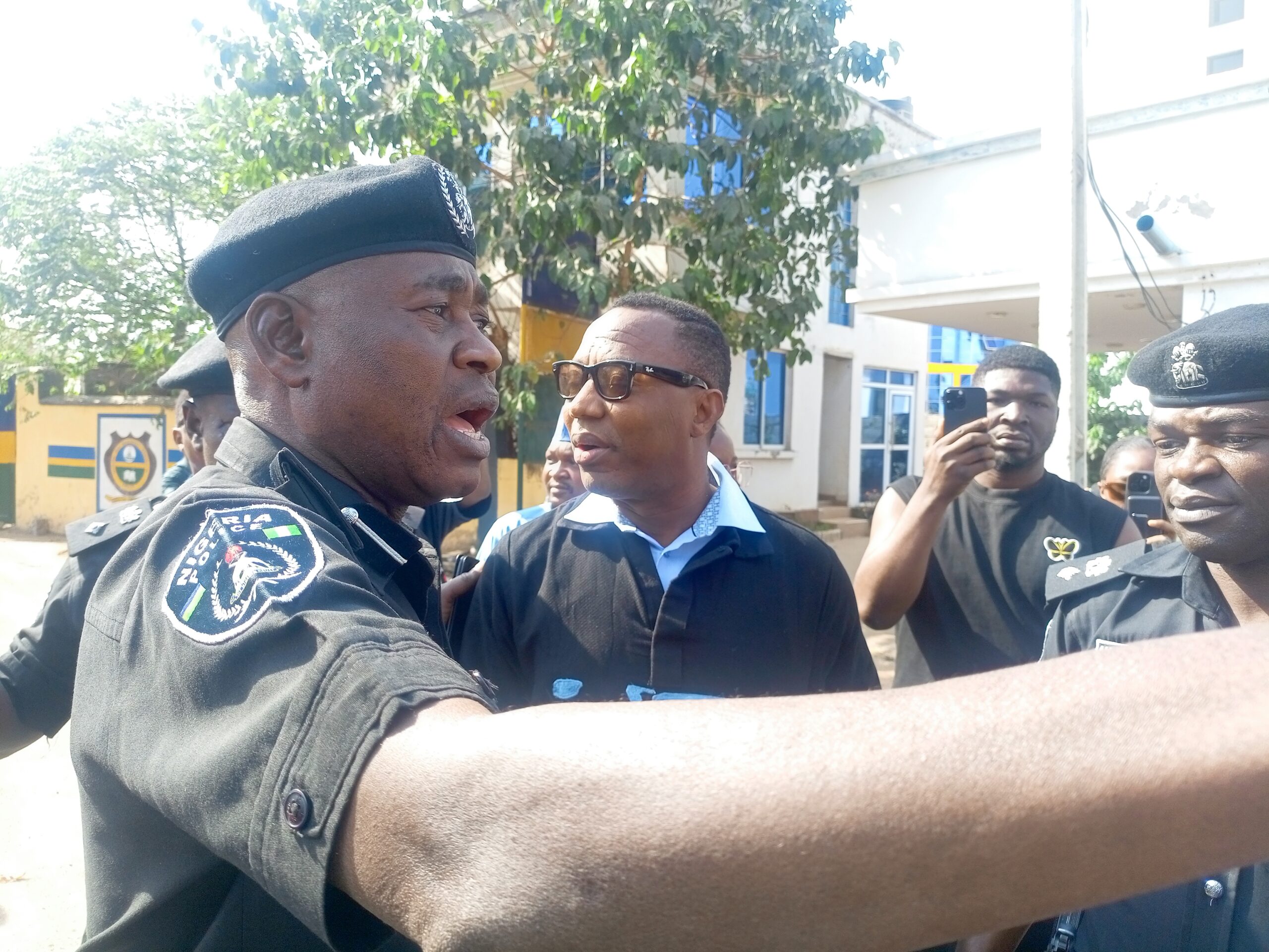Former presidential candidate -Sowore Arrives Police Headquarters For Interrogation Over Lagos Airport Road Extortion Video 2 IMG_20250127_100007_705